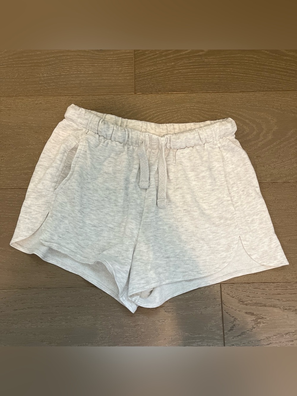White/grey cotton drawstring shorts